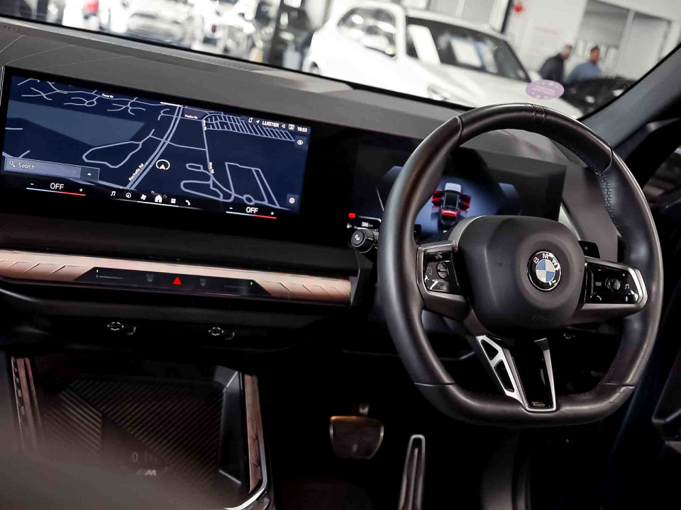 Photo 12 of 17
