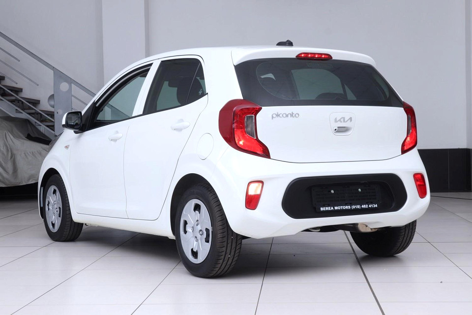 Photo 3 of 22