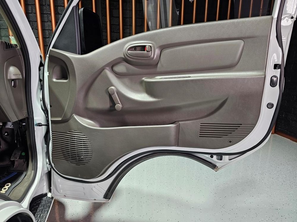 Photo 13 of 42