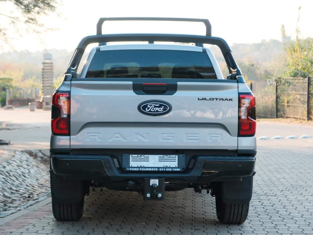 Photo 25 of 28