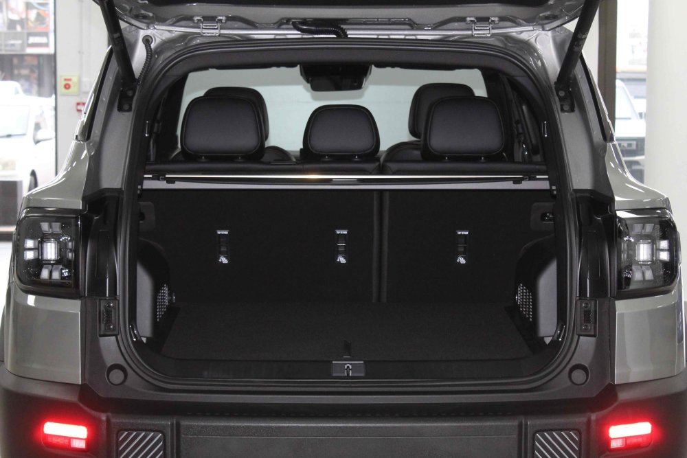 Photo 10 of 22