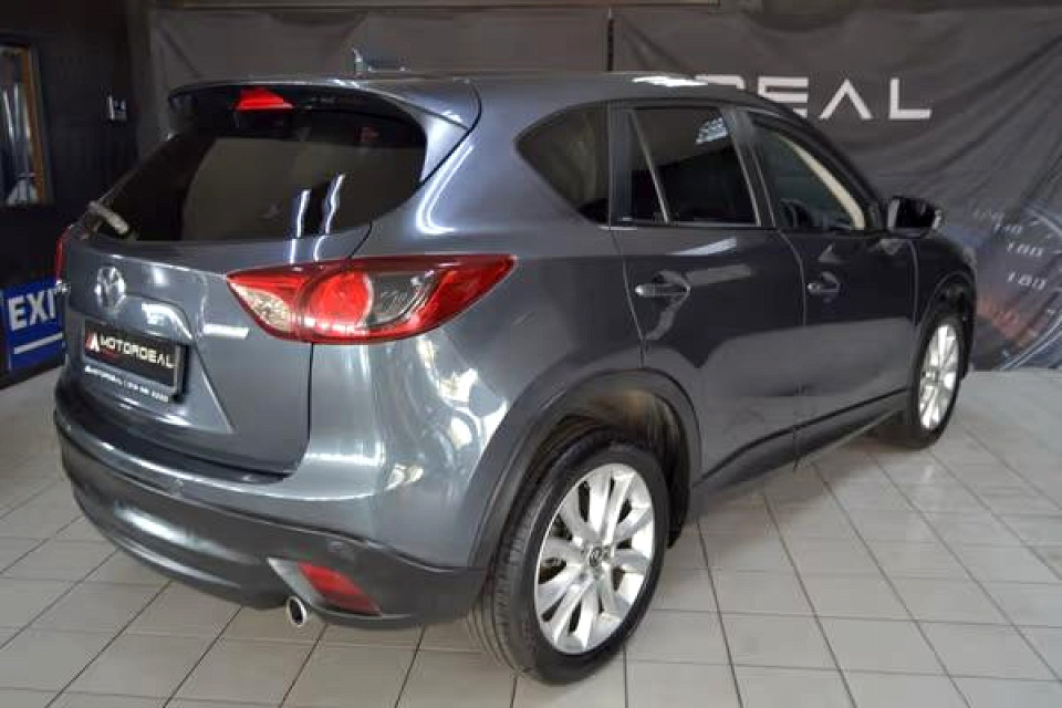 Photo 11 of 15