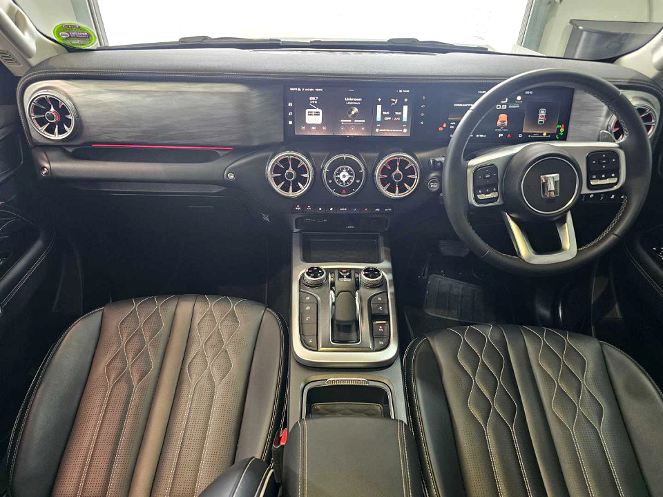 Photo 18 of 20