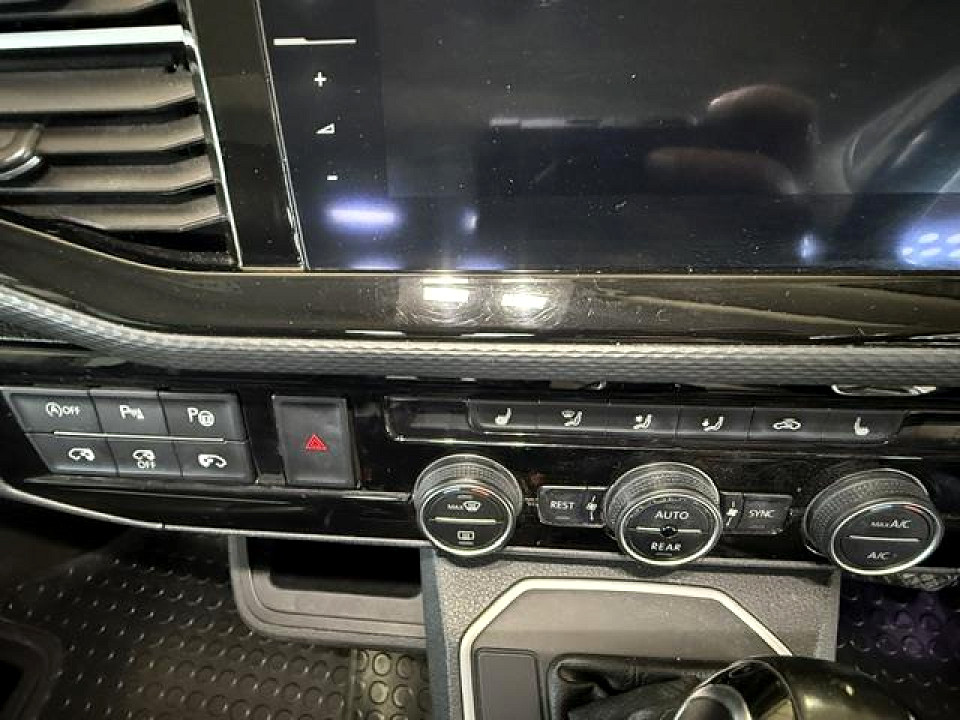 Photo 16 of 23