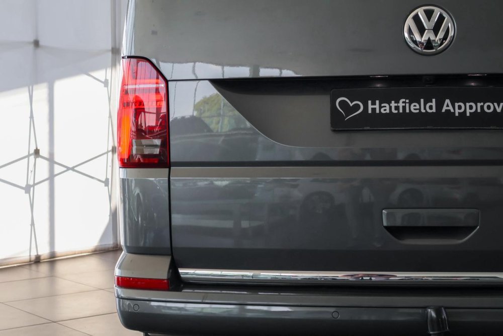 Photo 14 of 32
