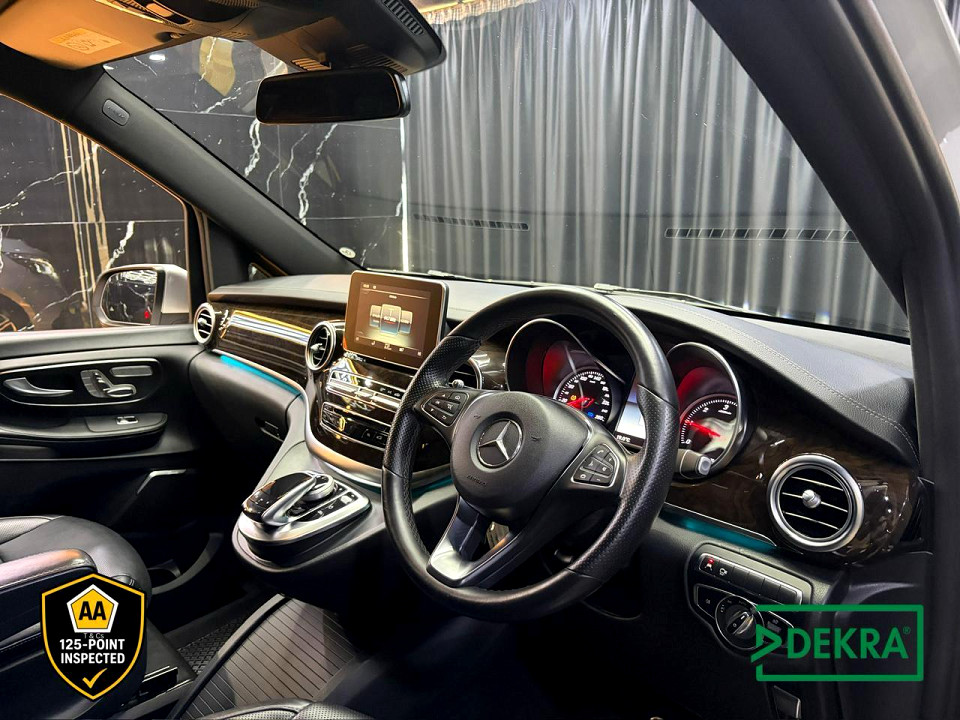 Photo 10 of 25