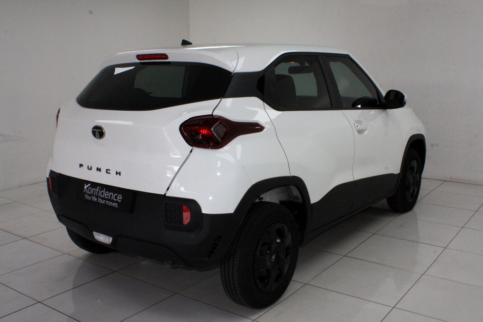 Photo 6 of 28