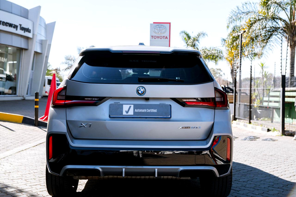 Photo 6 of 26