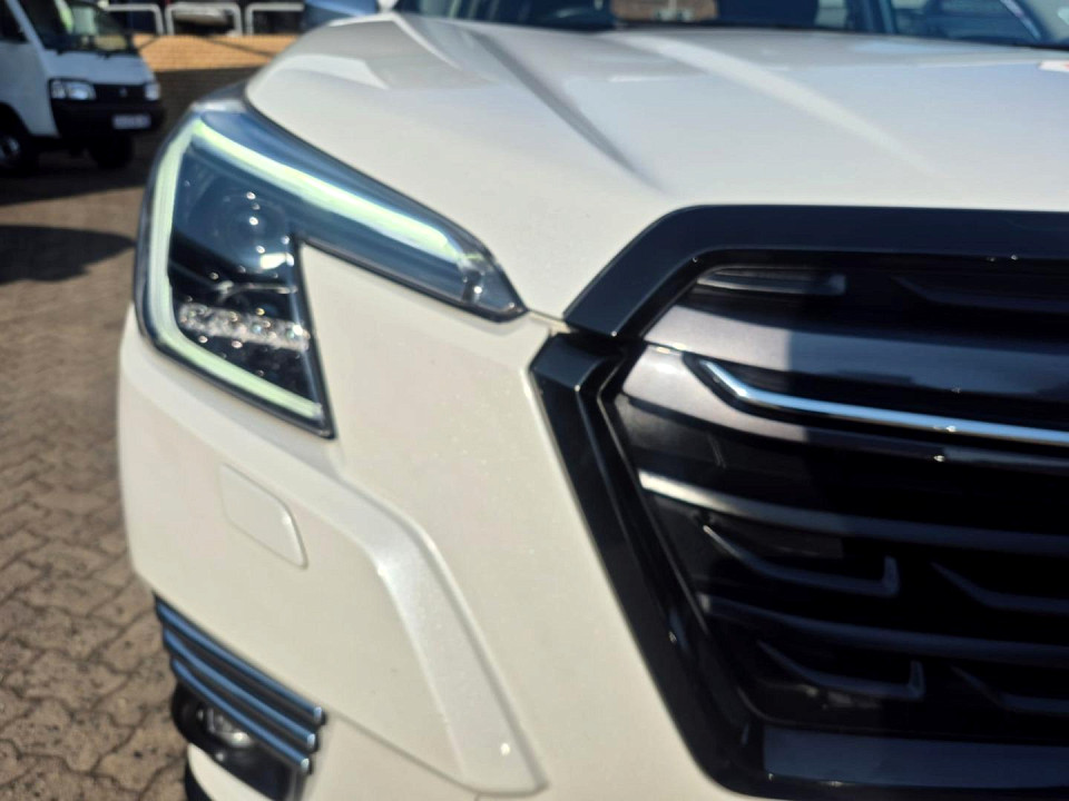 Photo 3 of 21