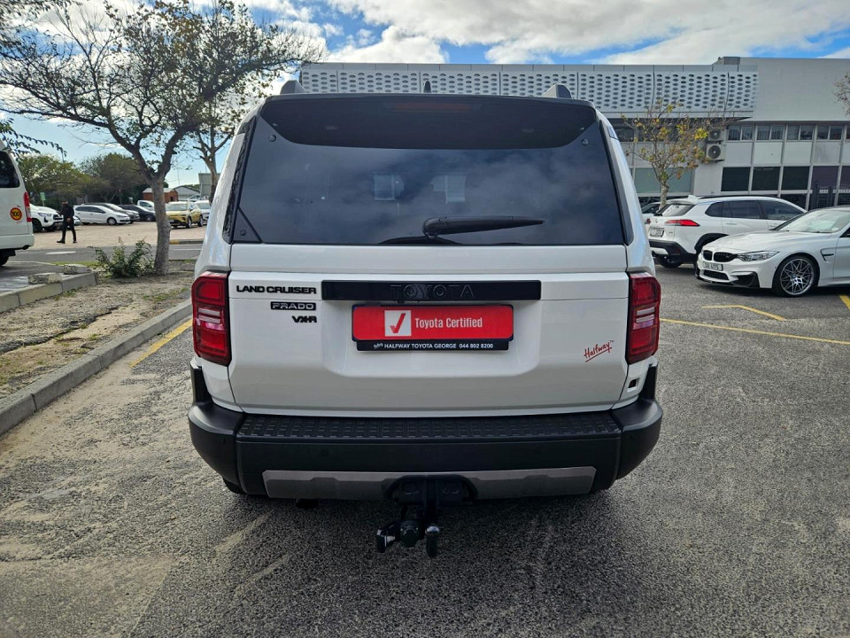 Photo 4 of 12