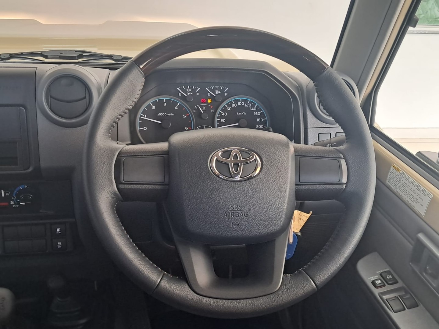 Photo 8 of 19