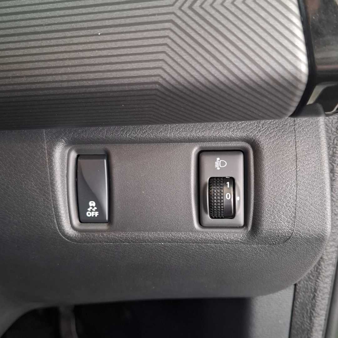 Photo 17 of 25
