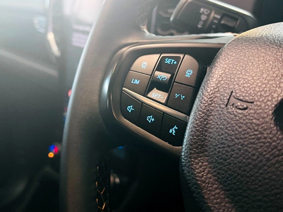 Photo 18 of 23