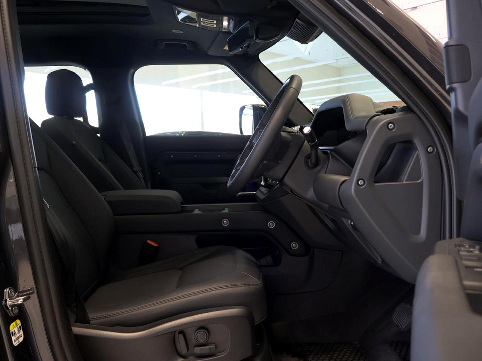 Photo 8 of 30