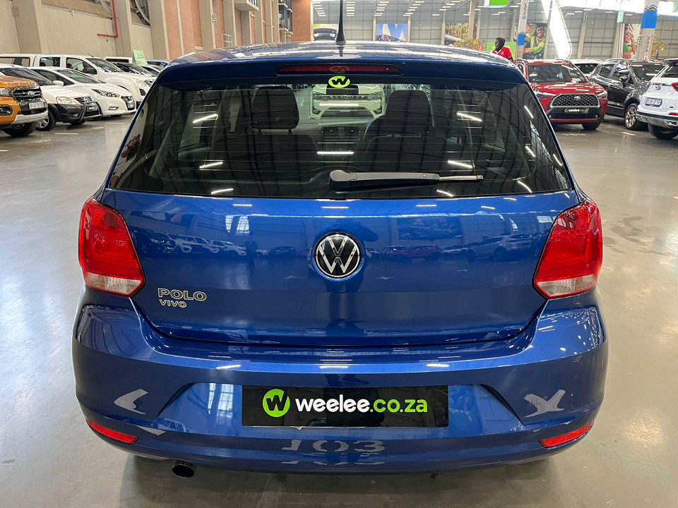 Photo 4 of 14