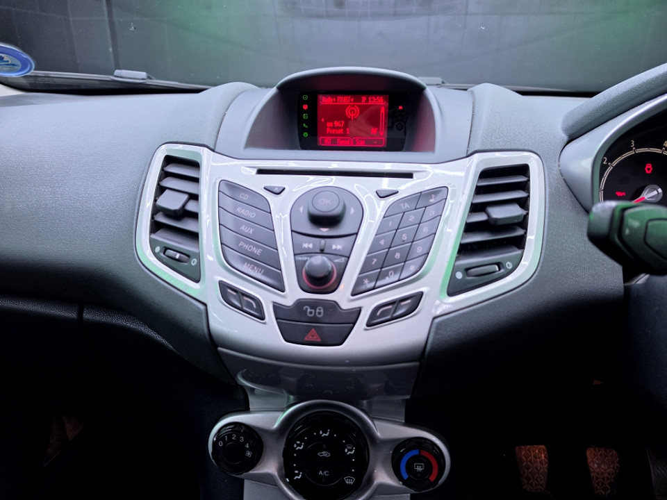 Photo 10 of 20
