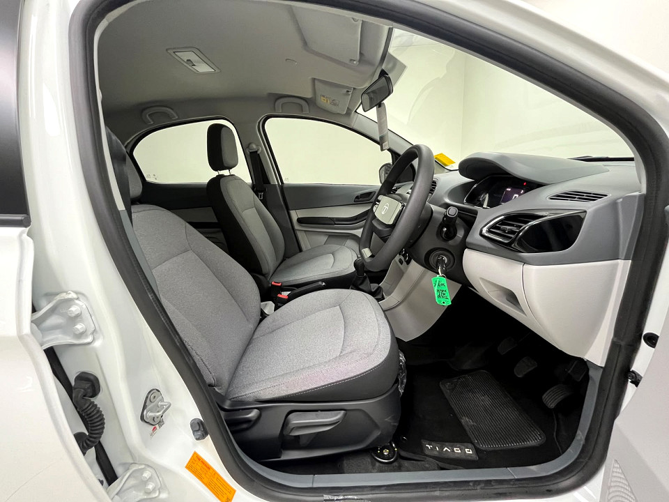 Photo 9 of 28