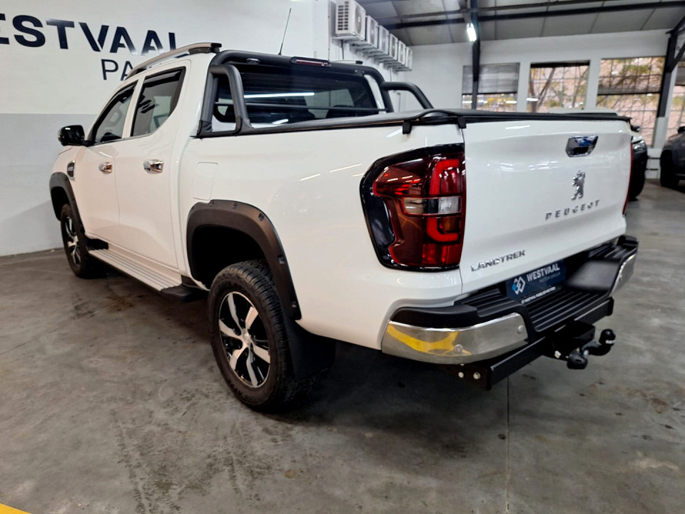 Photo 6 of 26