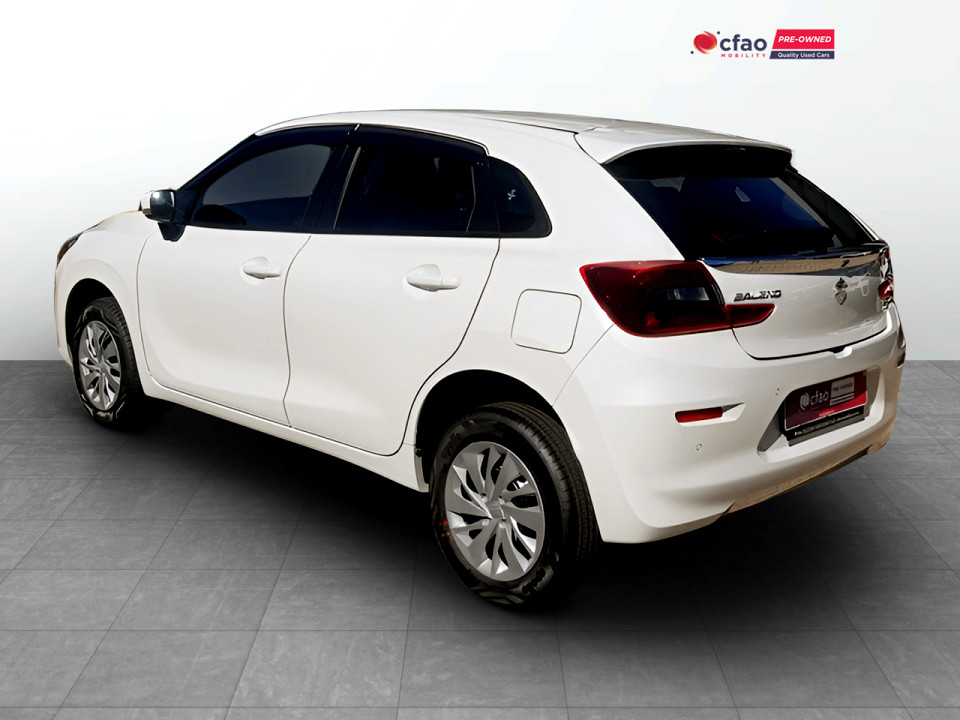 Photo 8 of 20
