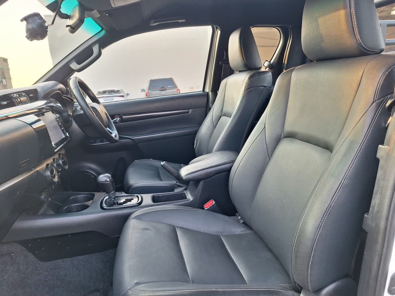 Photo 11 of 18
