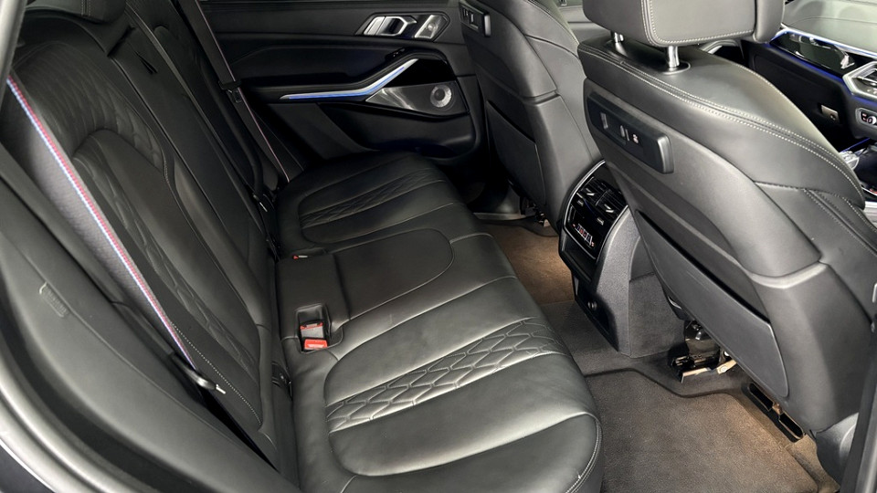 Photo 7 of 10