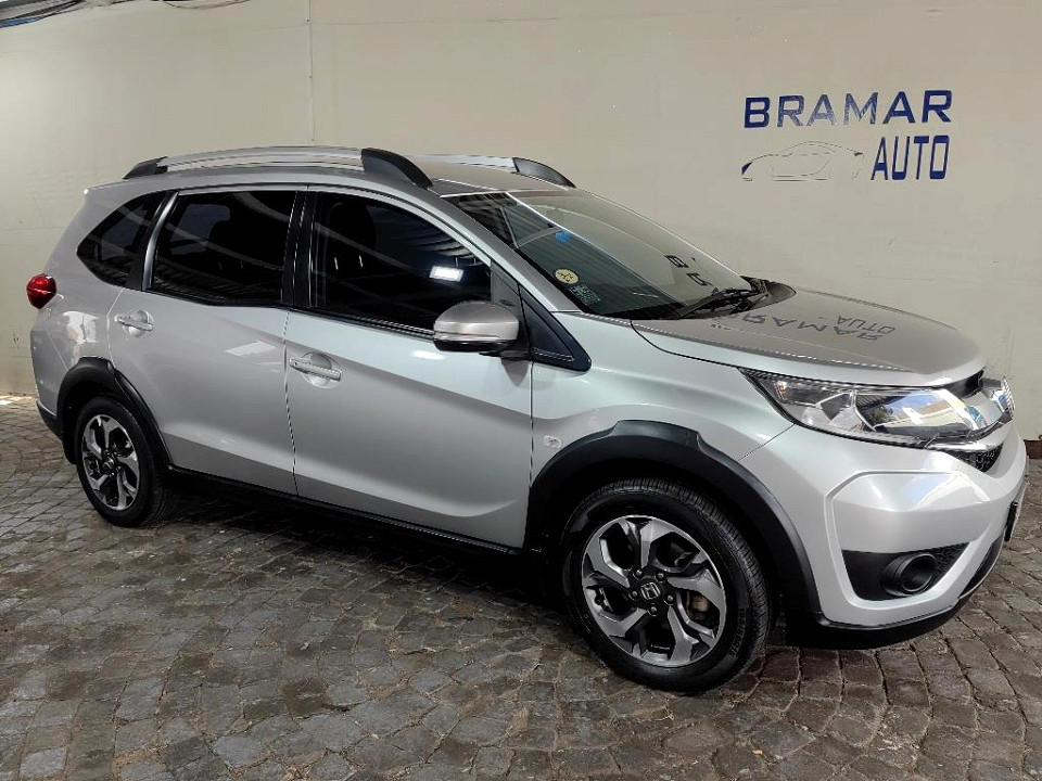 Photo 3 of 12