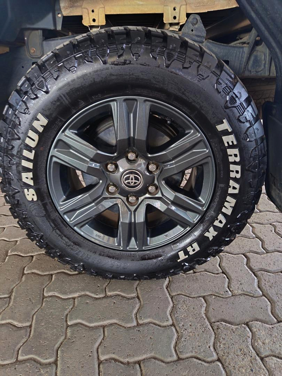 Photo 9 of 17