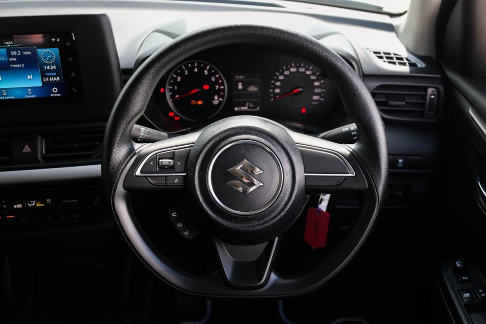 Photo 9 of 12