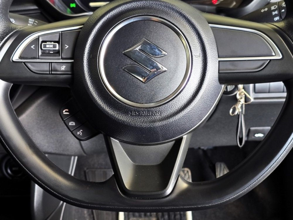 Photo 23 of 25