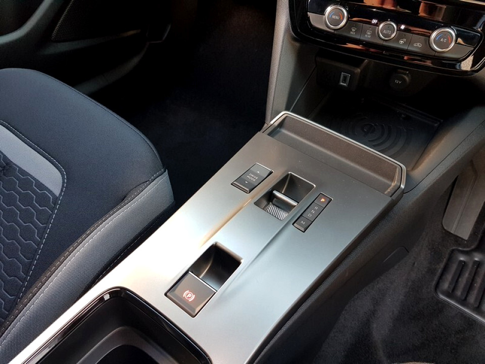 Photo 12 of 17