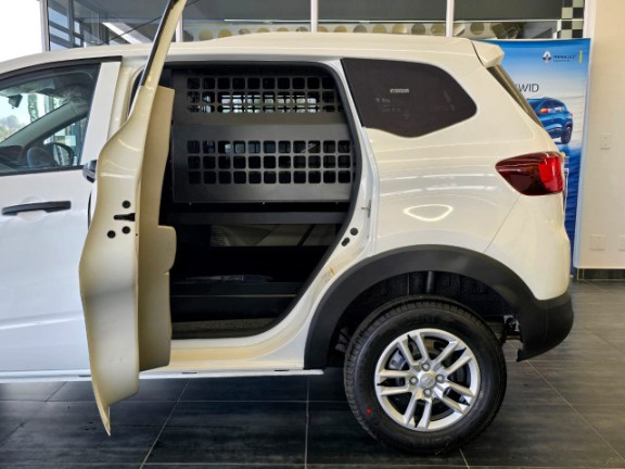 Photo 11 of 17