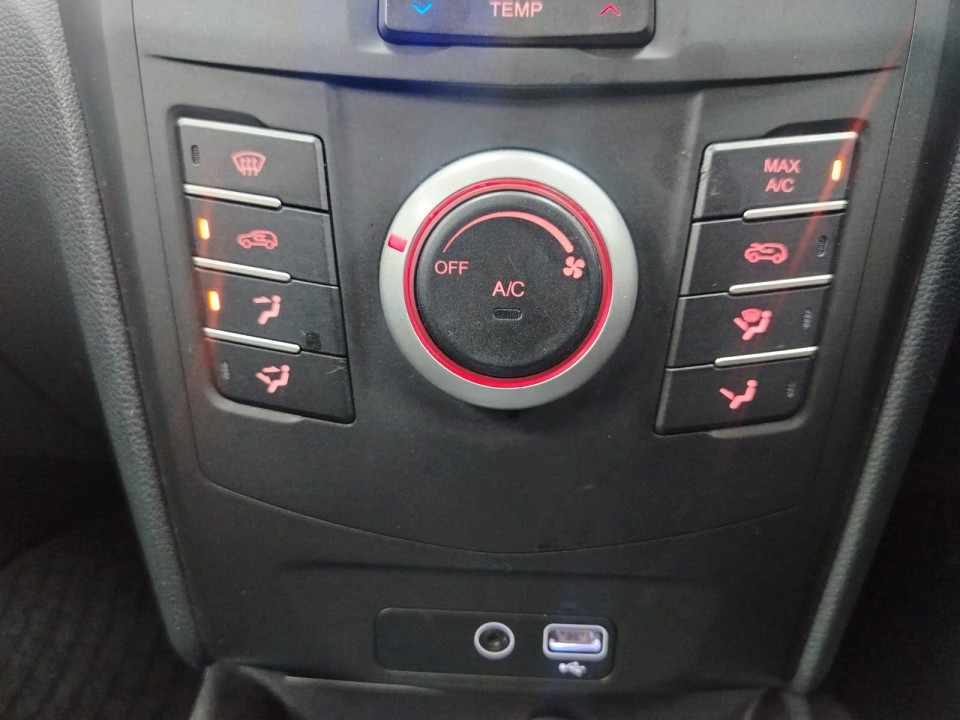 Photo 20 of 27