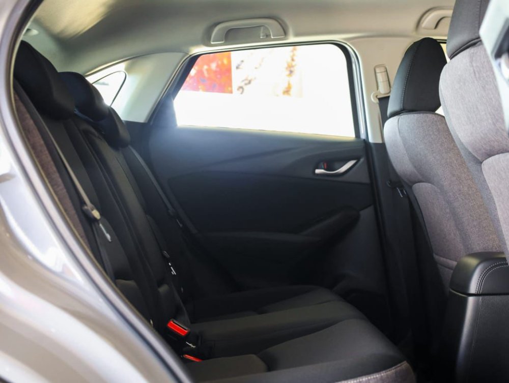 Photo 13 of 31