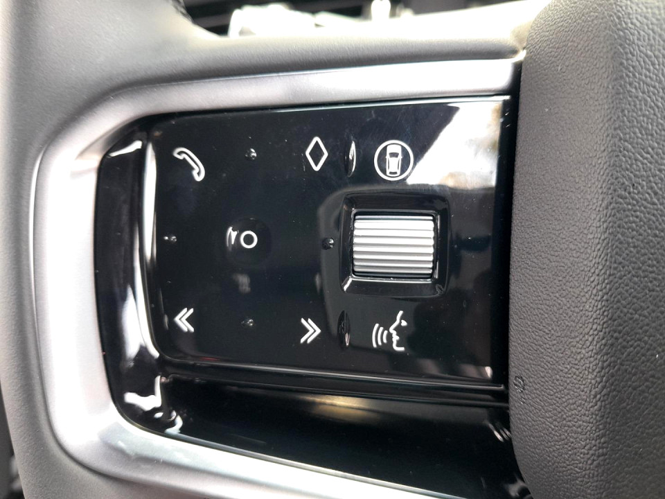 Photo 11 of 22