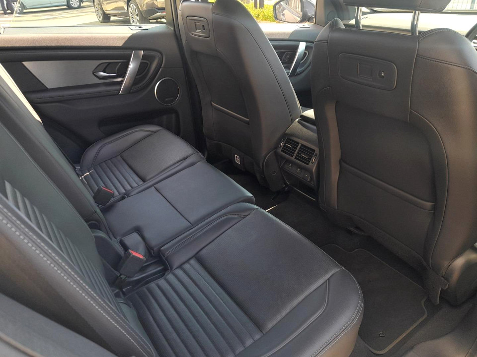 Photo 10 of 24