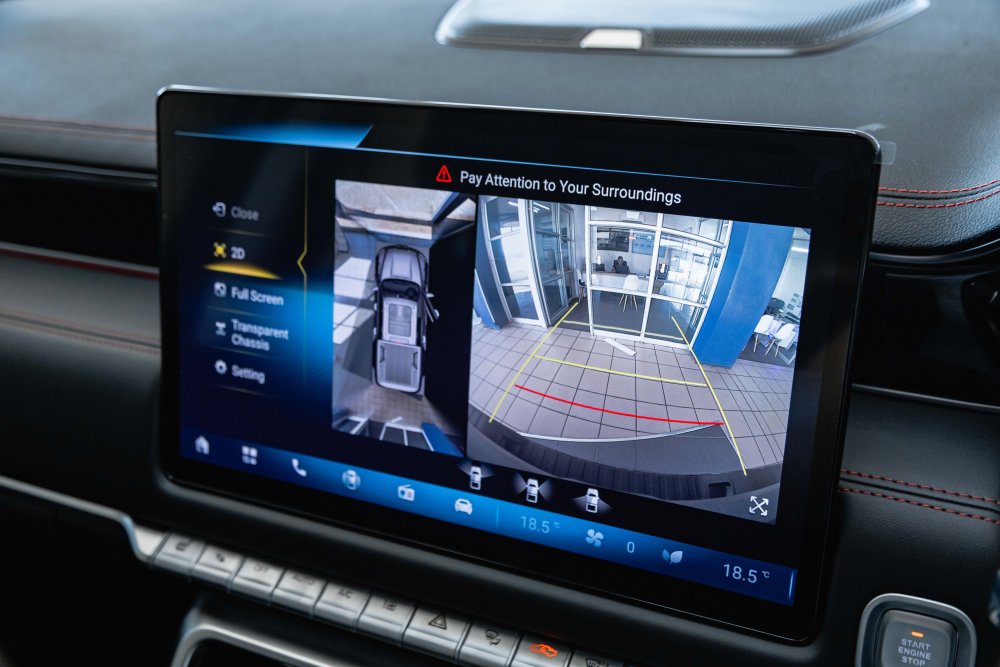Photo 16 of 23
