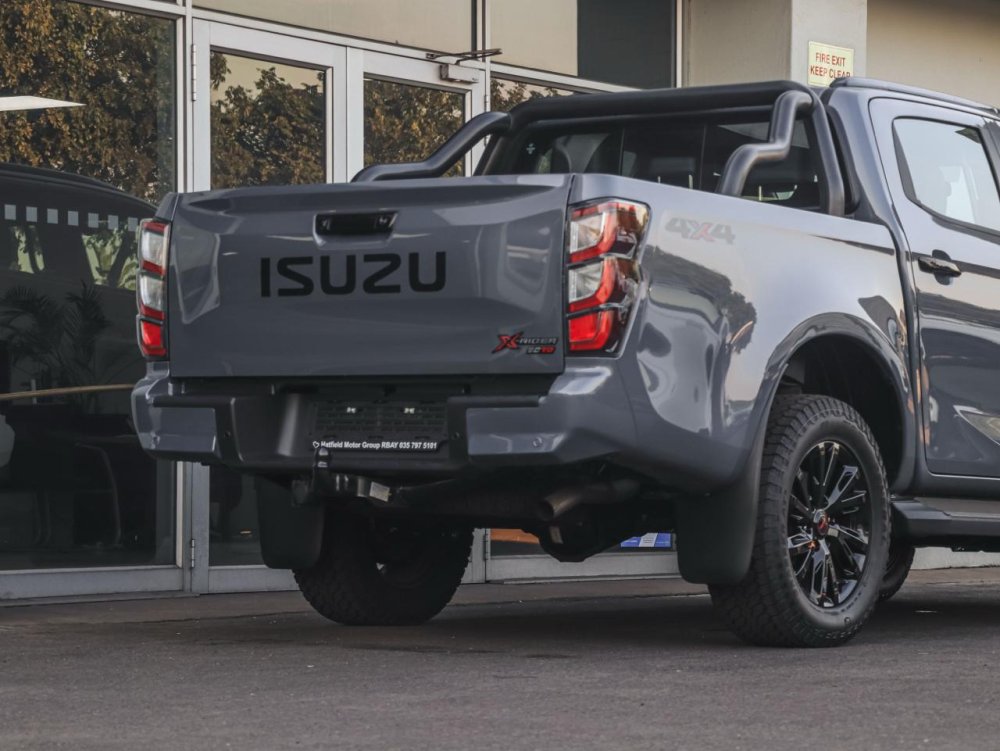 Photo 10 of 29