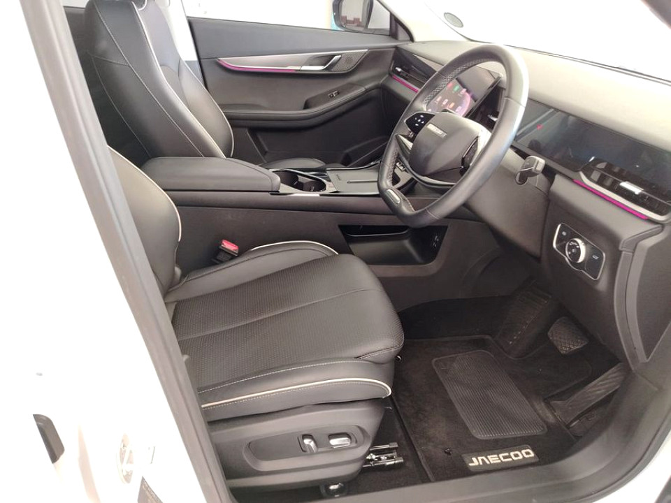 Photo 23 of 29