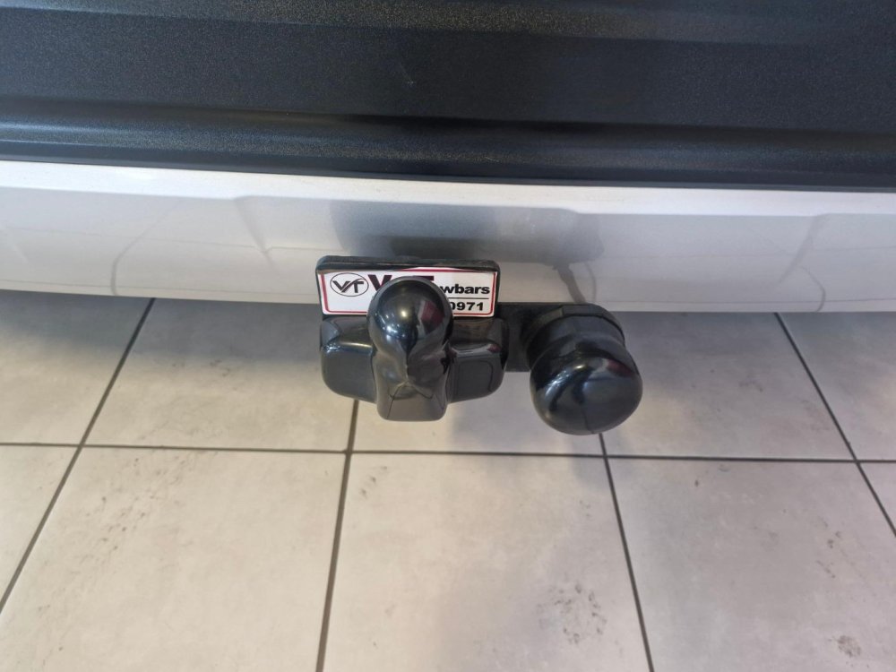 Photo 20 of 28