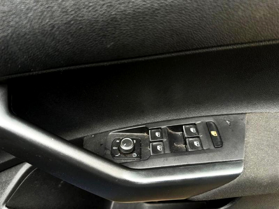 Photo 12 of 19