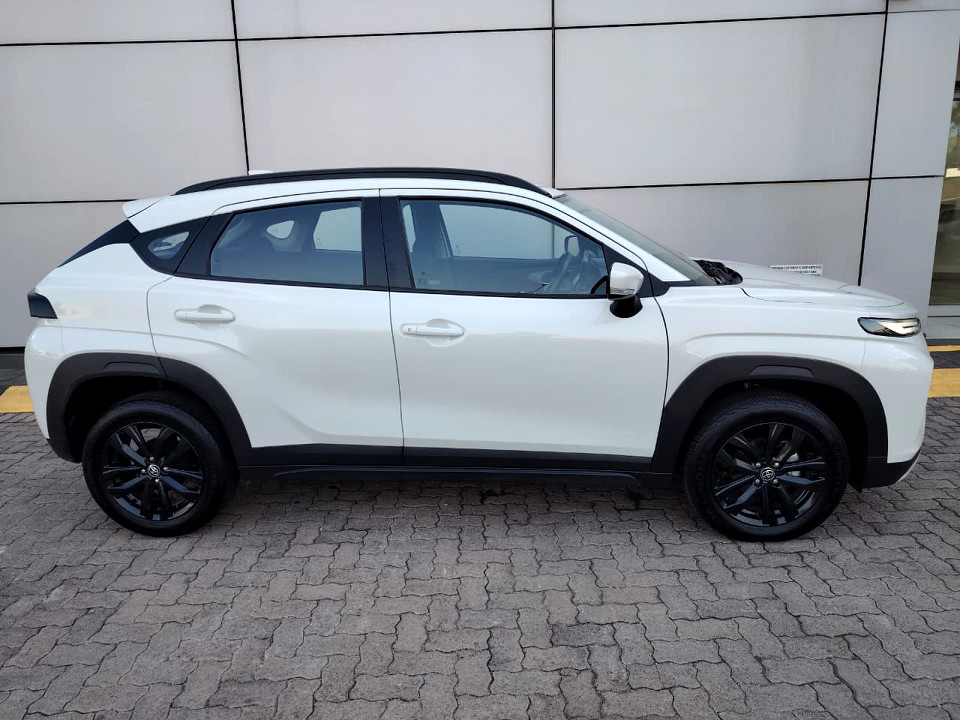 Photo 7 of 18