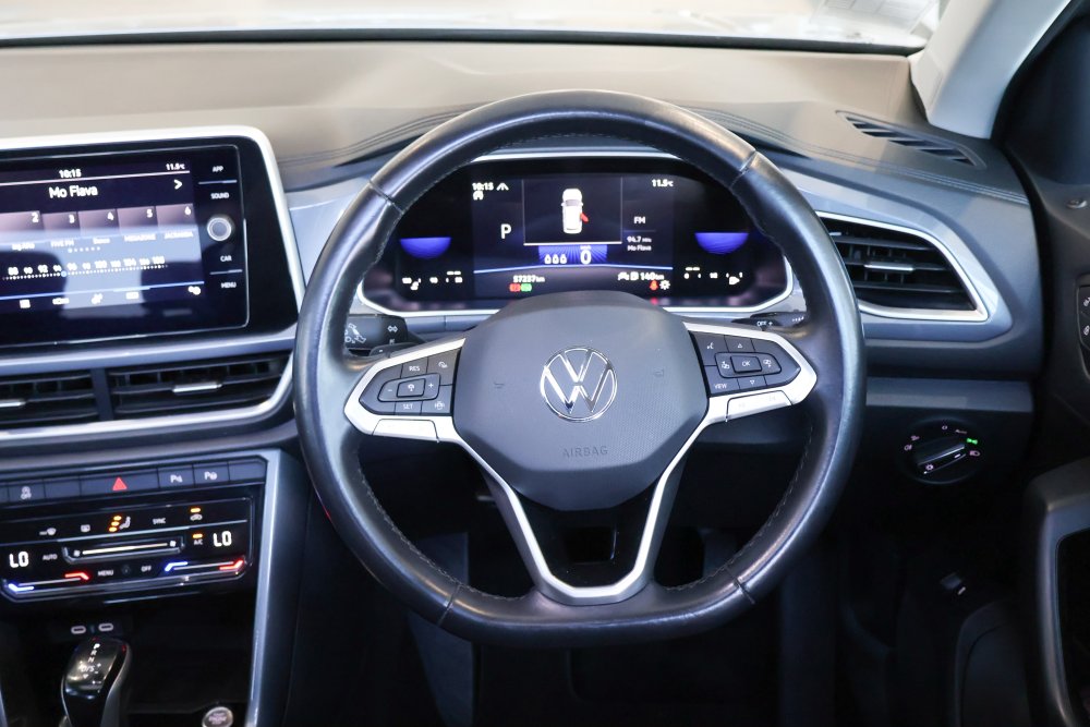 Photo 17 of 24