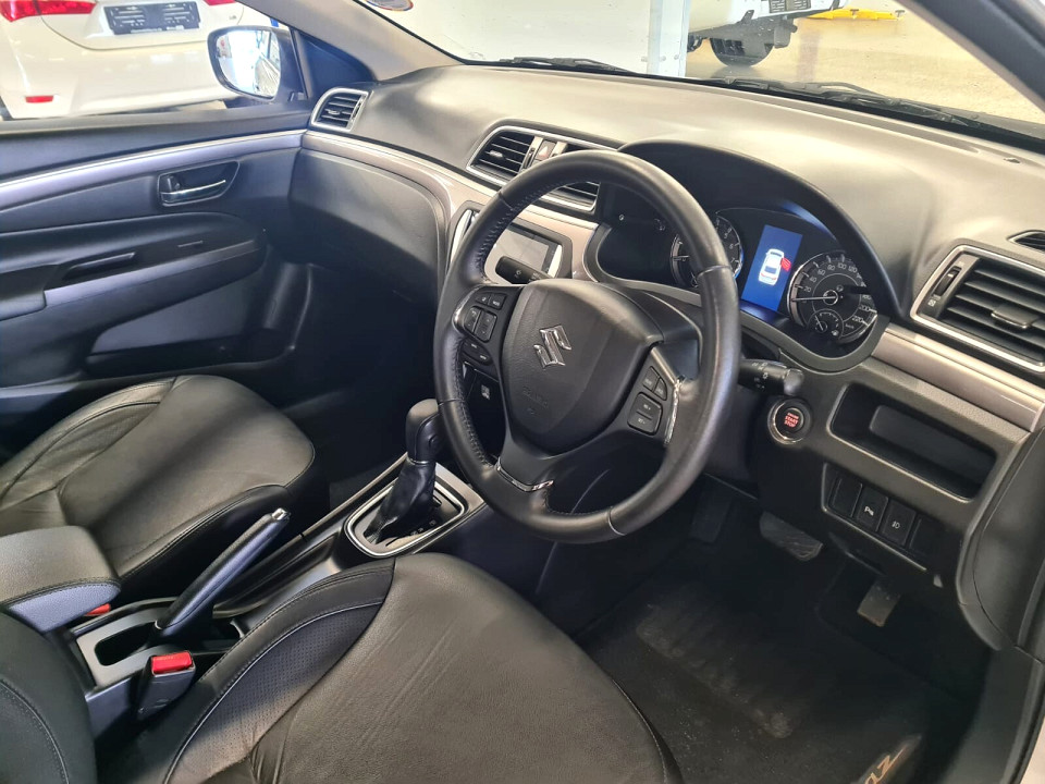 Photo 8 of 16
