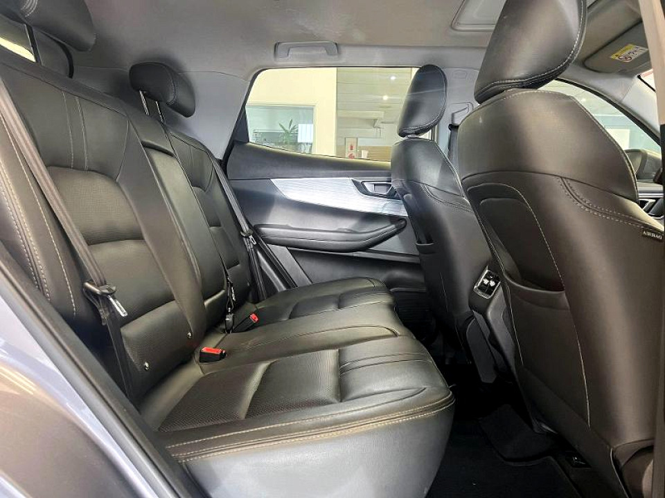 Photo 6 of 20
