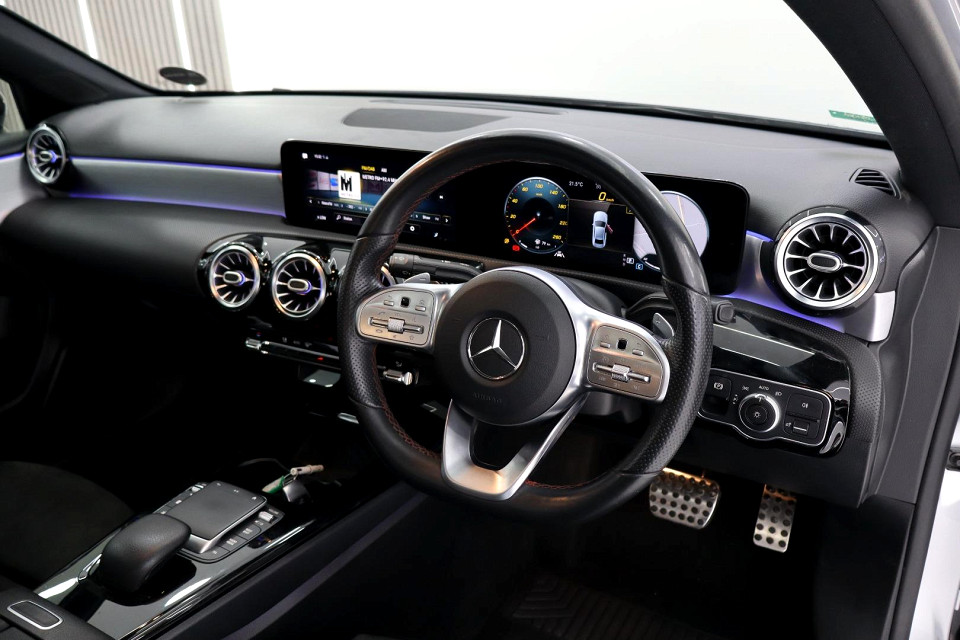 Photo 11 of 20