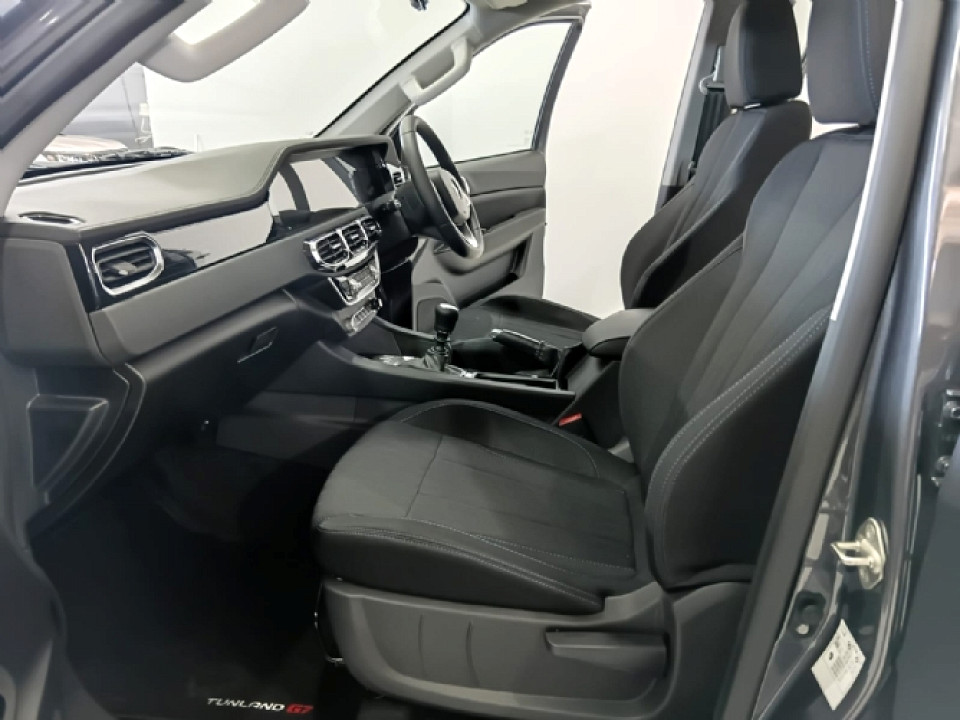 Photo 9 of 14