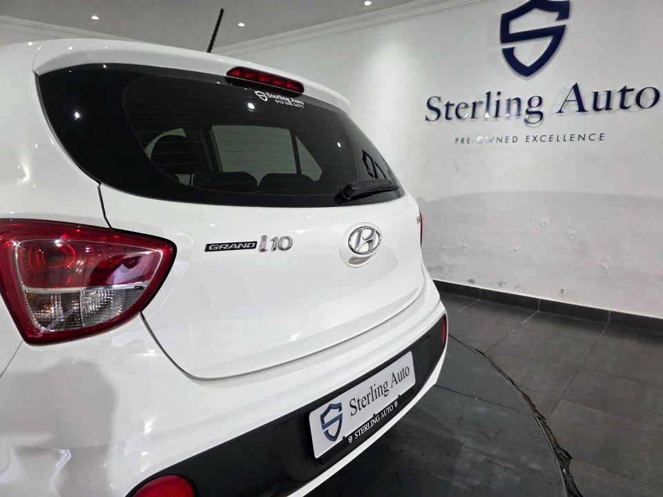 Photo 7 of 22