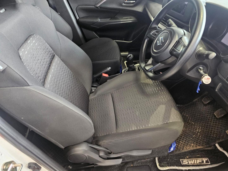 Photo 20 of 27