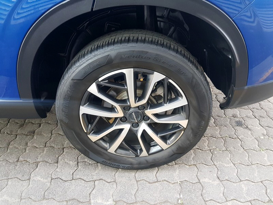 Photo 6 of 19