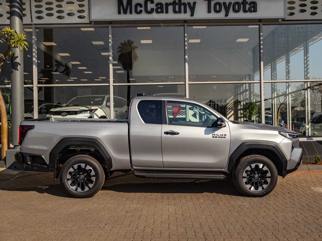 Photo 4 of 19